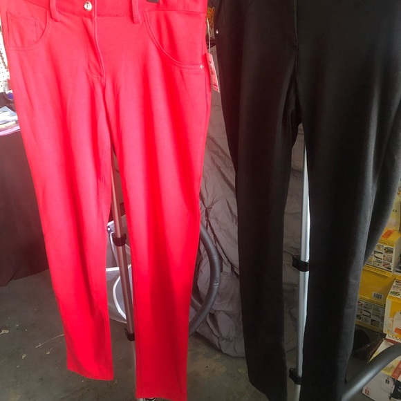 Sweaters - Picture 8 of 8